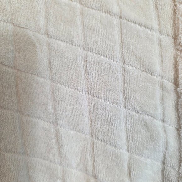 Monrow Women's Terry Cloth Button-Up Shirt Short Sleeves Oversize Ivory Small - Picture 9 of 14